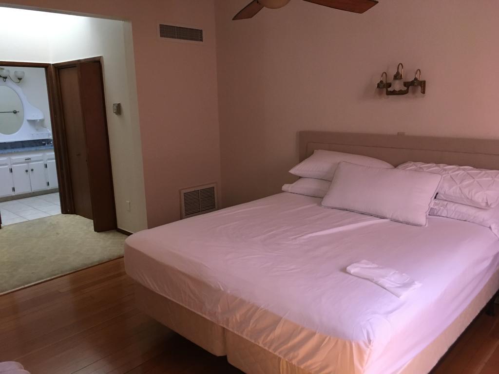 Hotel Burgess Reedley Luaran gambar