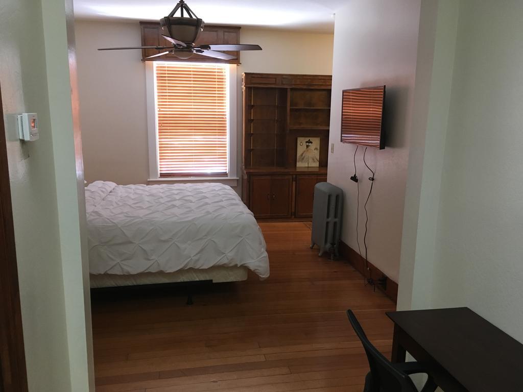 Hotel Burgess Reedley Luaran gambar
