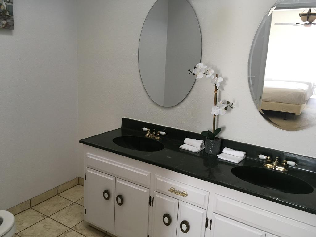 Hotel Burgess Reedley Luaran gambar